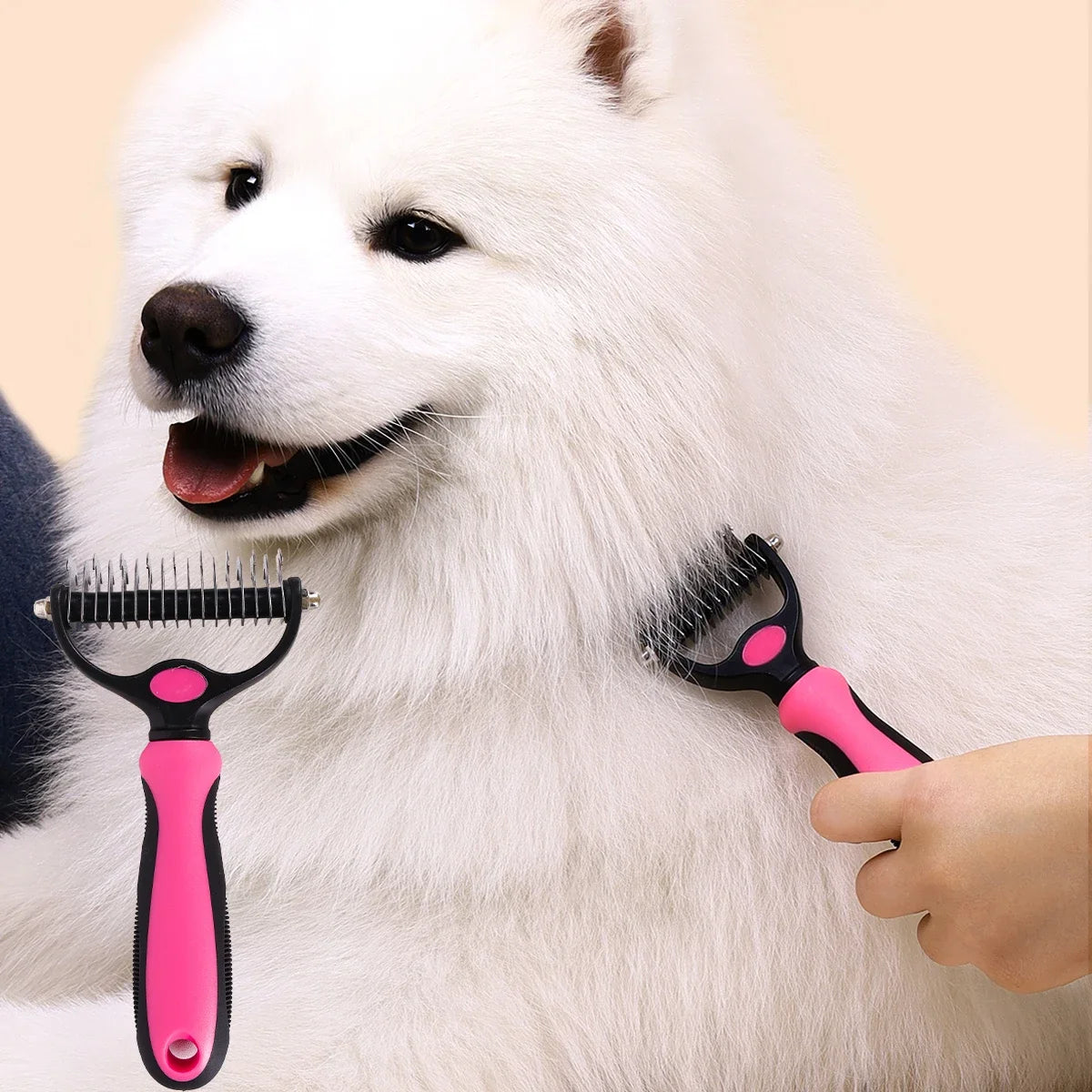 A Pet Double-sided Knot Comb Dog