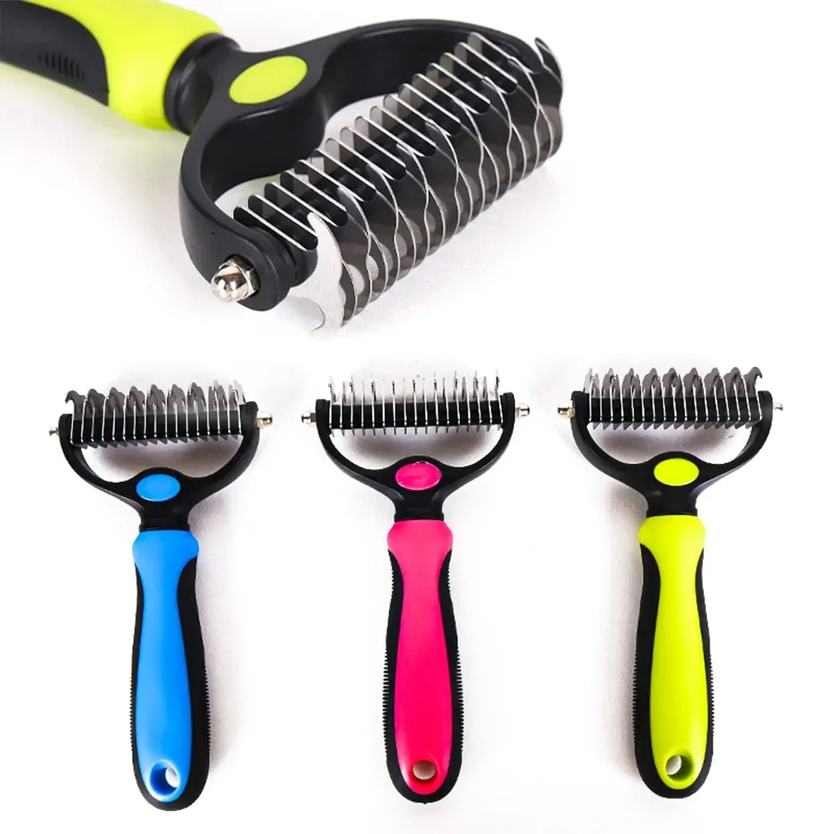 A Pet Double-sided Knot Comb Dog