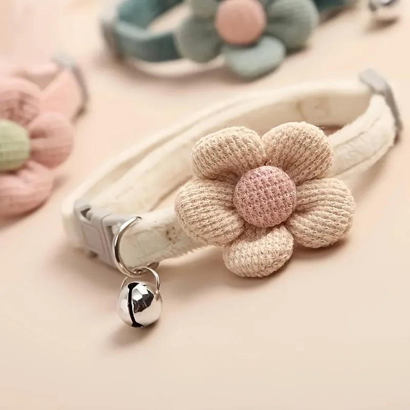 Cat Collar with Cute Flower.